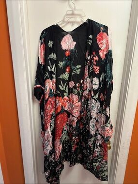 Floral Black & Pink Women's Swim Coverup Kimono